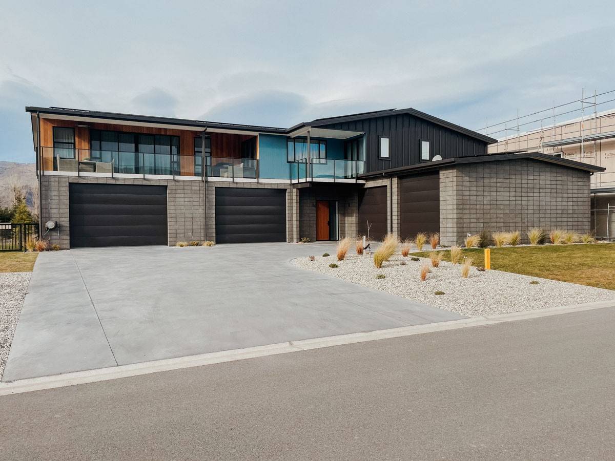 highlands-motorsport-residence-cromwell-building-project